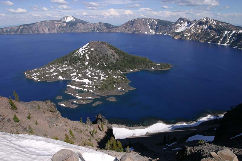 Crater Lake Caldera, Oregon.